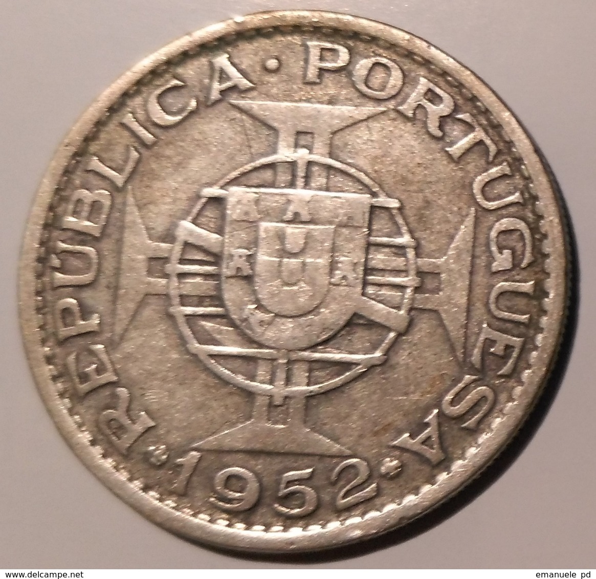 Portoguese Angola Silver 20 Escudos 1952 - Angola