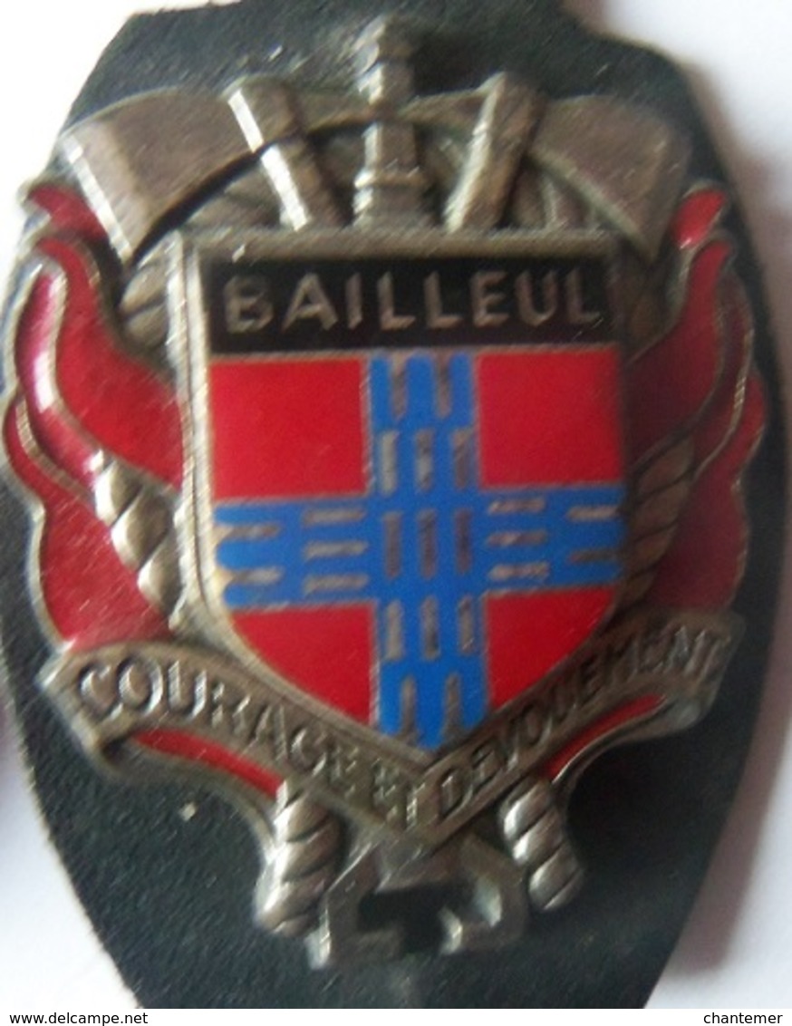 INSIGNE SAPEURS POMPIERS BAILLEUL - Feuerwehr