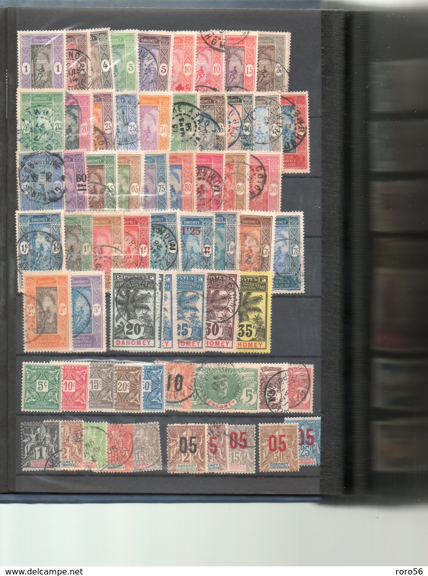 Collection des colonies française-plusieurs centaines de timbres-