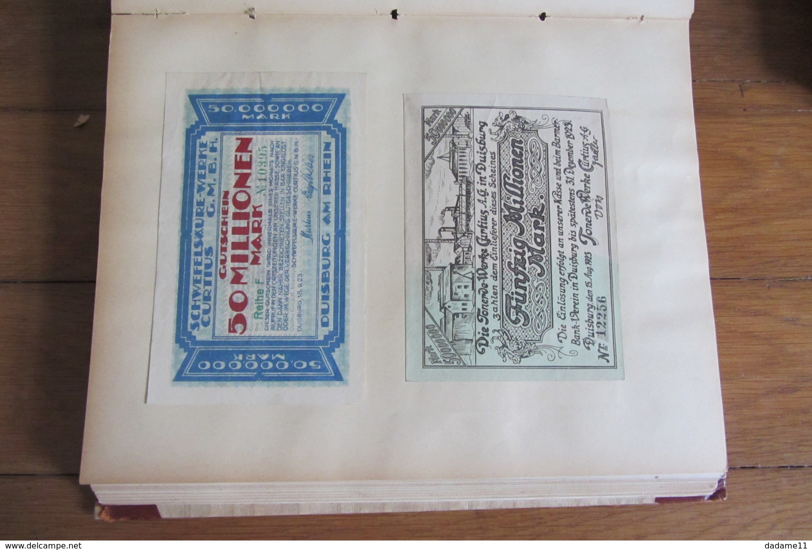 Rare livre  livre Famille Curtius  Duisburg avec  billets de nécessité