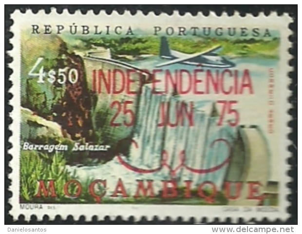 Mozambique Moçambique 1975 Salazar Dam  Aircraf Plane  Overprinted INDEPENDENCIA Canc - Factories & Industries