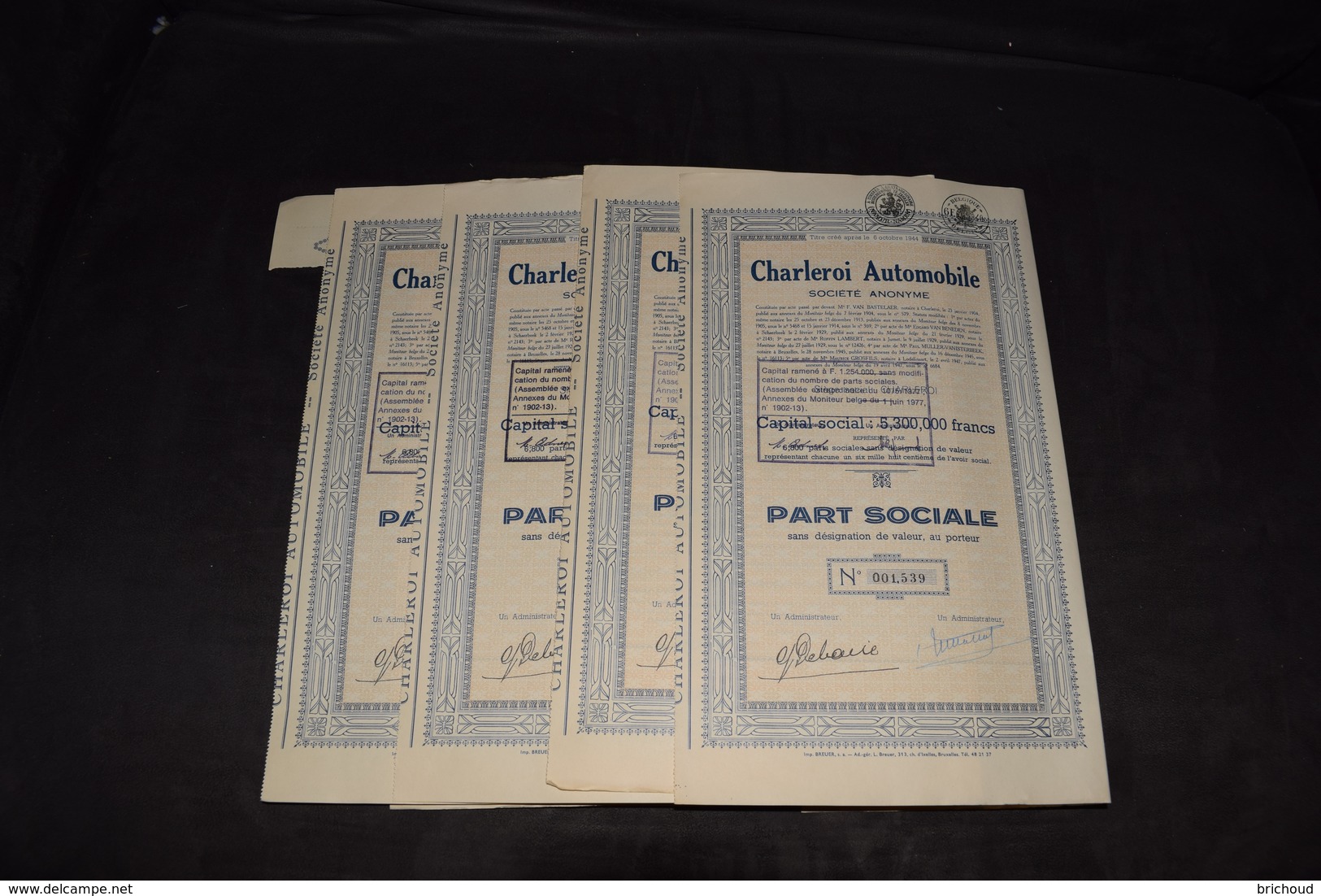 4 Actions Charleroi Automobile Part Sociale 1947 (1) - Cars