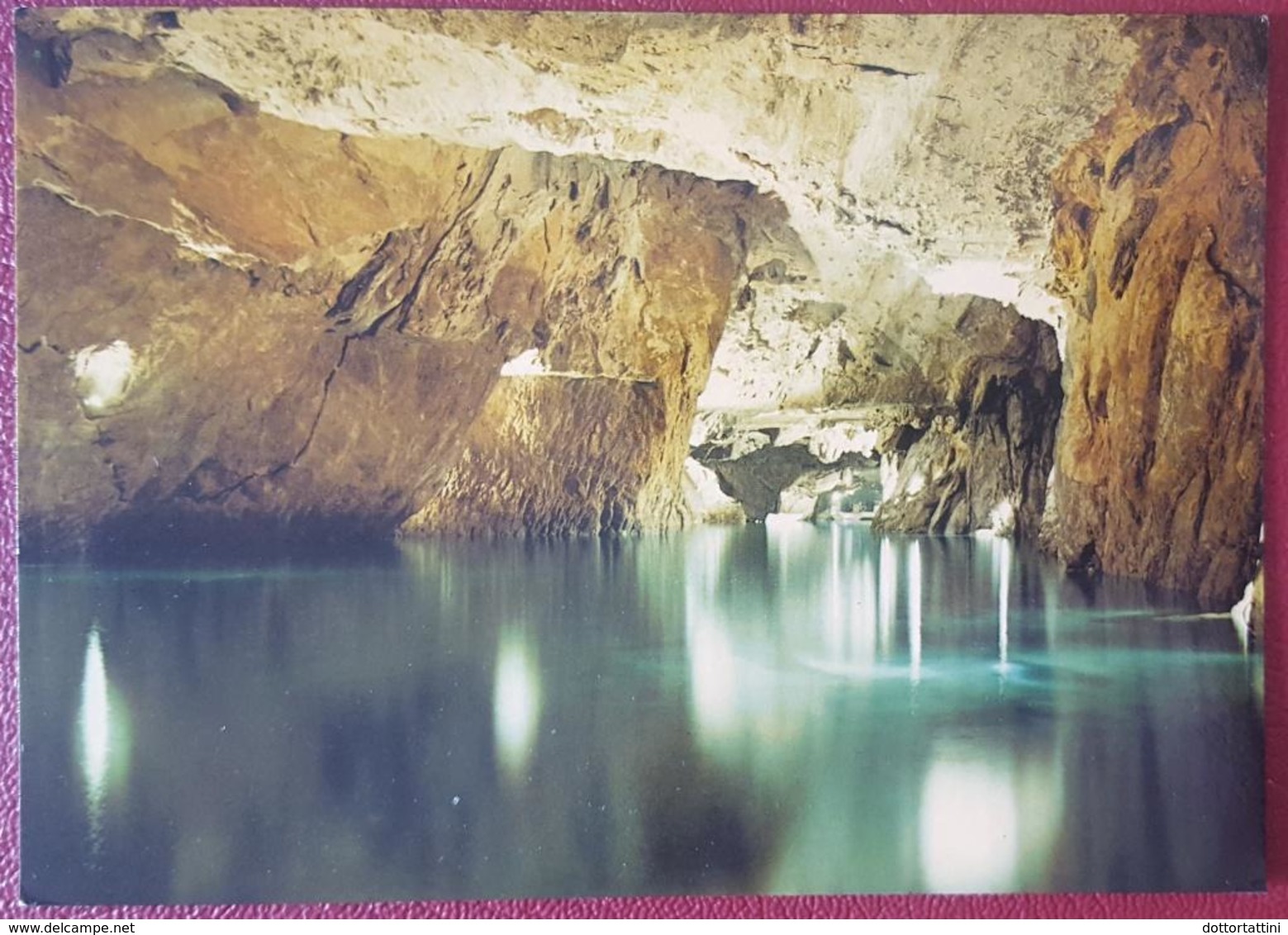 LAC SOUTERRAIN ST-LEONARD - Valais Grotte  Nv - Saint-Léonard