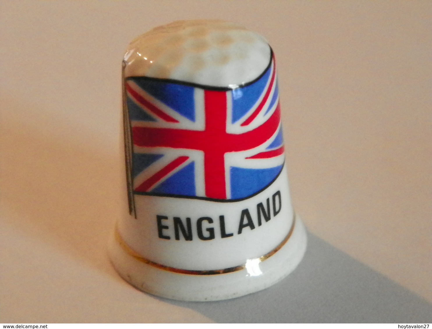 Dé En Porcelaine "England" - Dés à Coudre