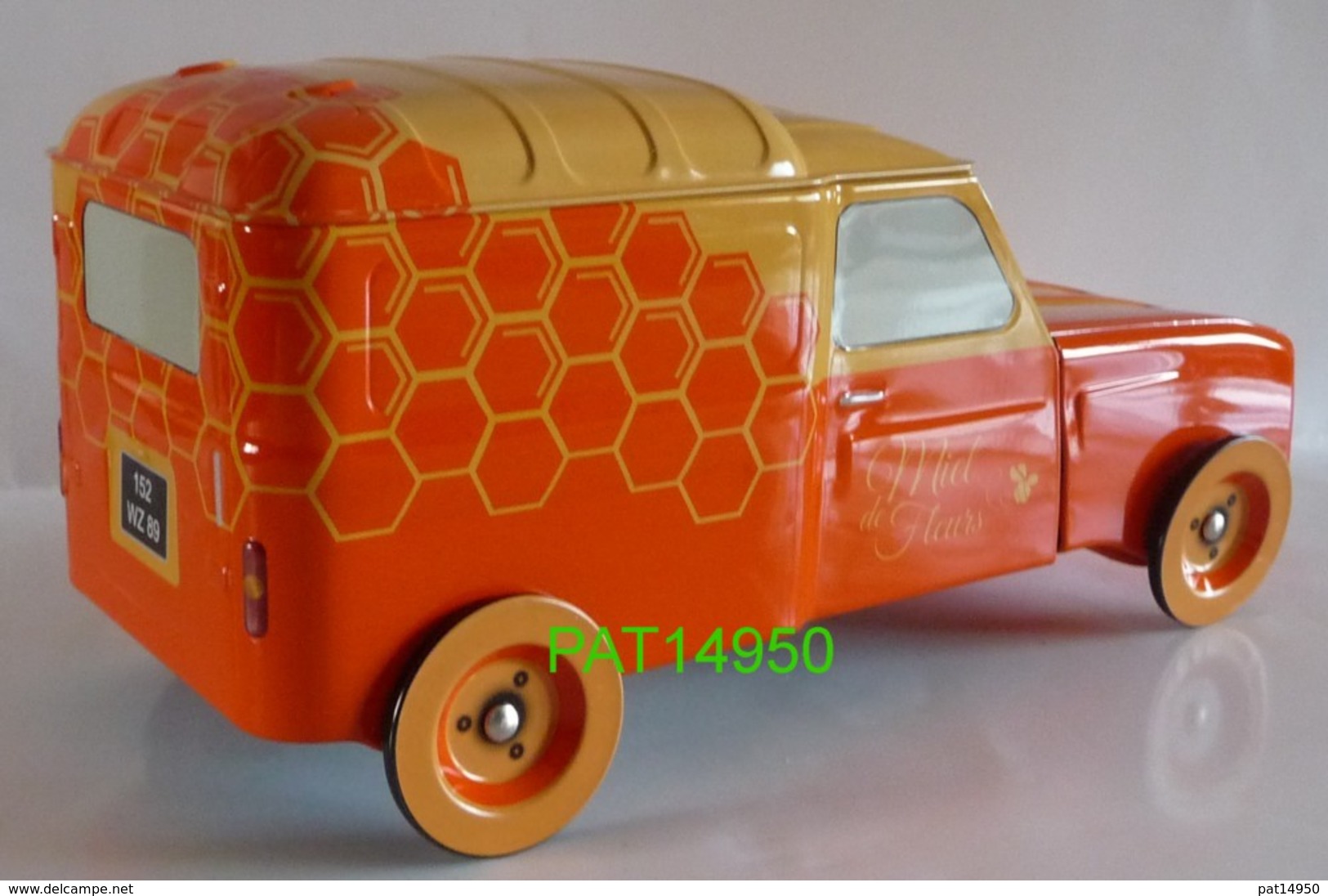 RENAULT 4 R4 F4 FOURGONNETTE MIEL DE FLEURS En TOLE - Utilitaires