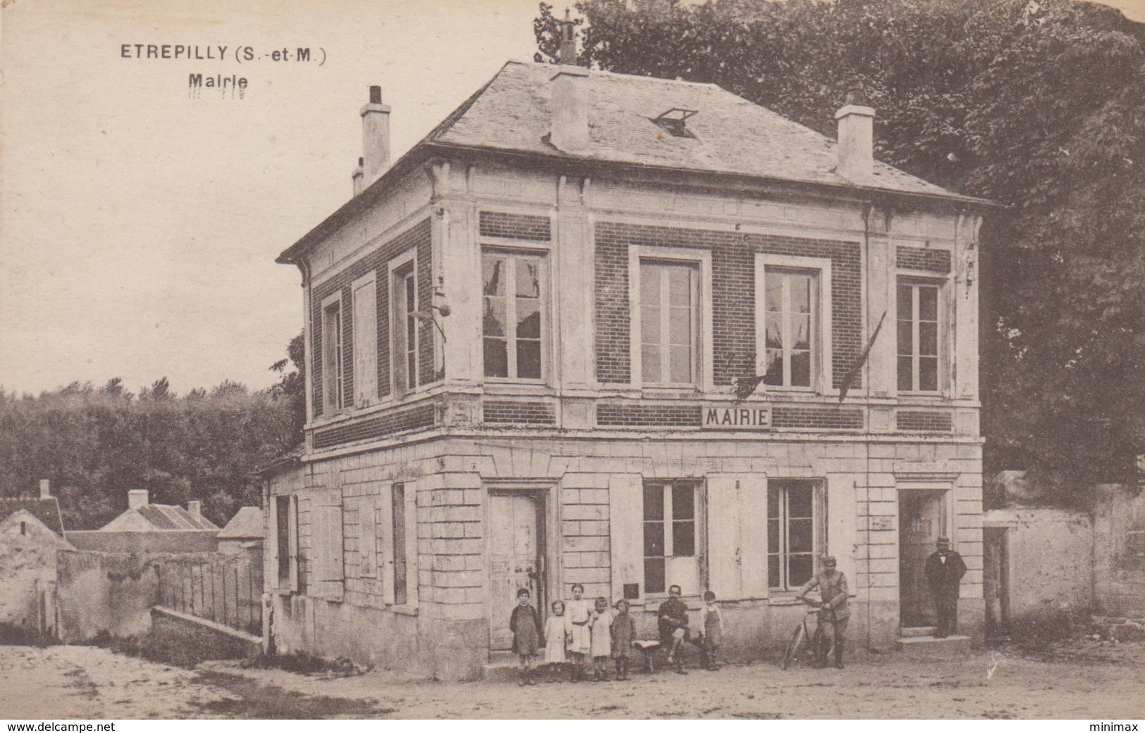 Etrepilly - Mairie - Animée - Andere & Zonder Classificatie