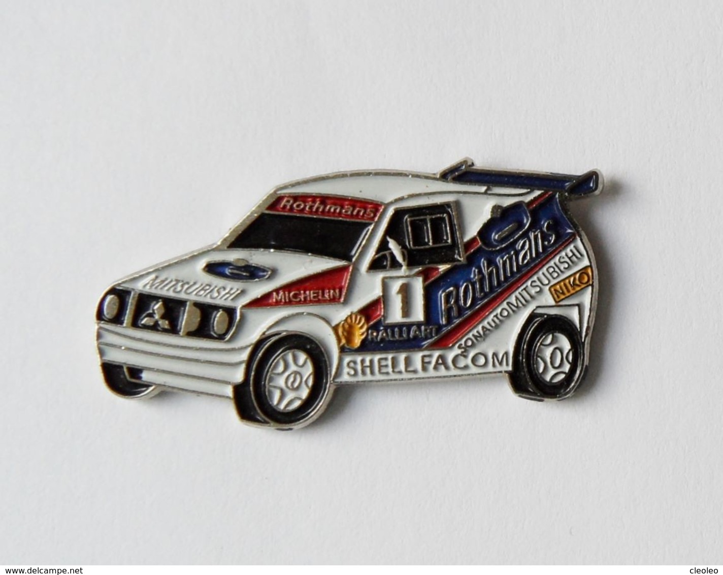 Pin's Voiture Rallye Rothmans - 38R - Andere & Zonder Classificatie