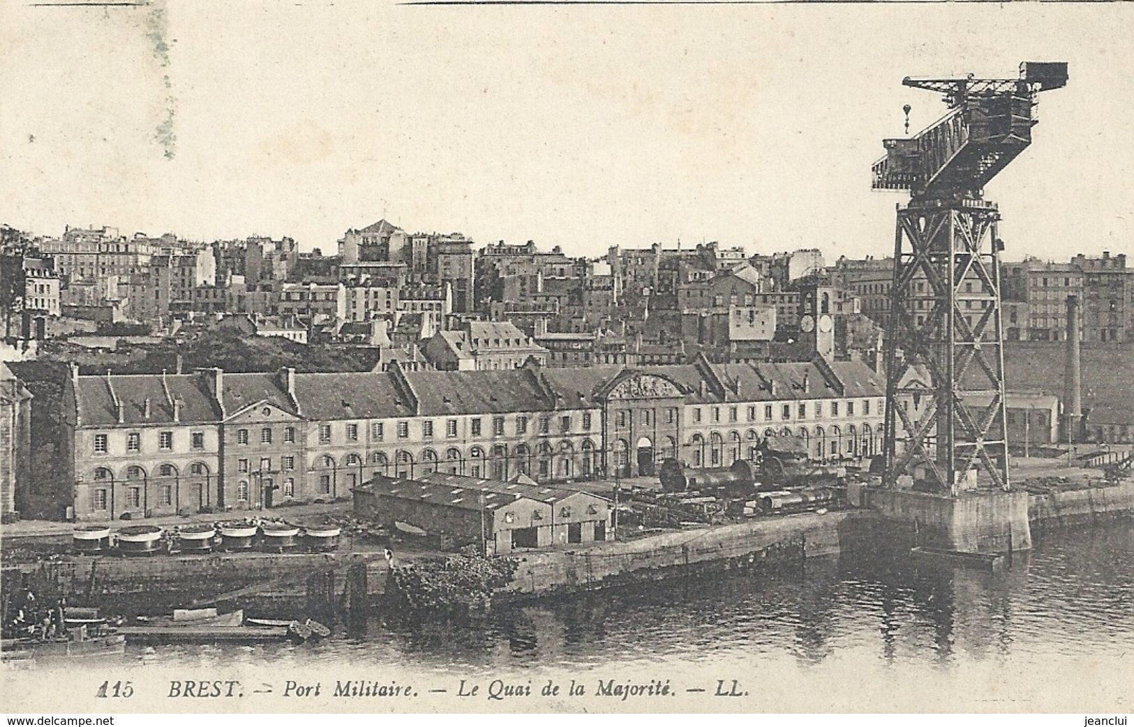 115. BREST . PORT MILITAIRE . LE QUAI DE LA MAJORITE . ECRITE AU VERSO - Brest