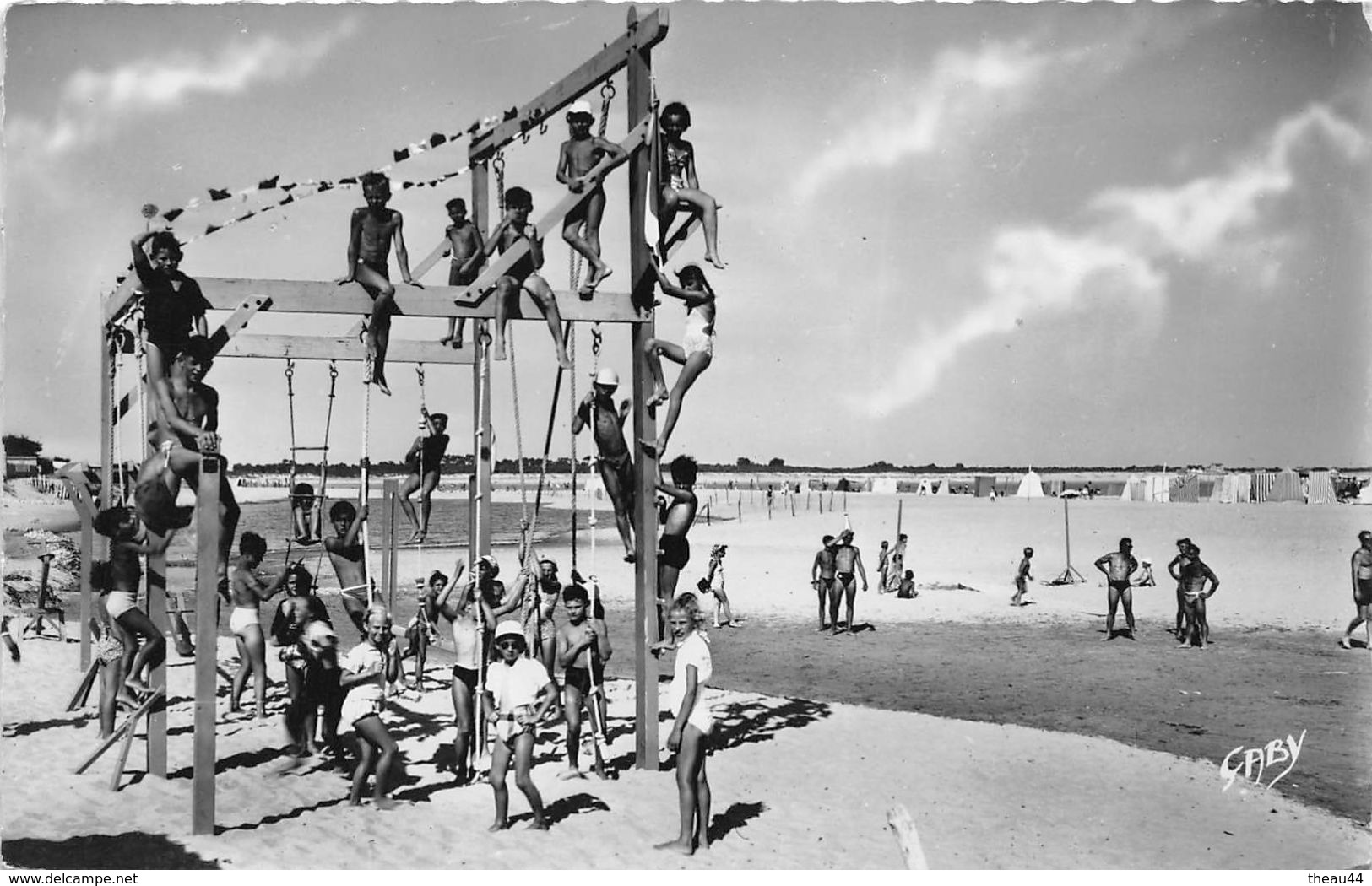 ¤¤  -  LA TRANCHE-sur-MER   -  Le Portique Et La Plage    -  ¤¤ - La Tranche Sur Mer