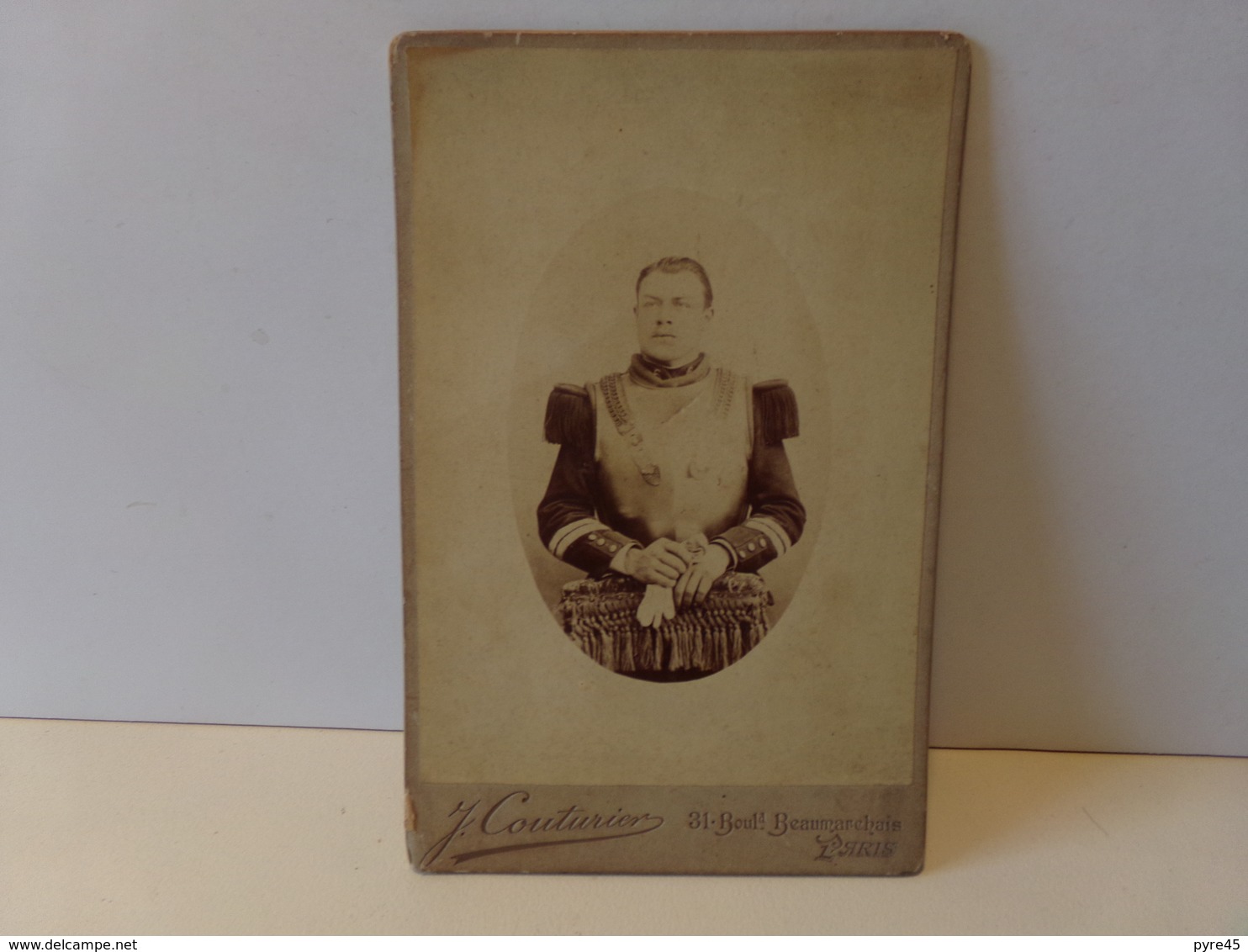 Photo CDV D'un Militaire Photographe Couturier à Paris 1901 ( 16 X 10,5 Cm ) - Personnes Anonymes