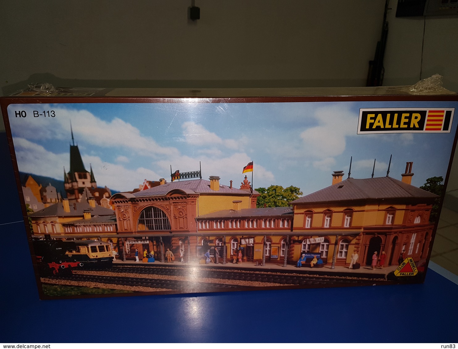 CONSTRUCTION FALLER HO / GARE DE BONN Superbe Boite Jamais Ouverte Valeur + De 150.00 Euros Vente 30.00 Euros - Scenery