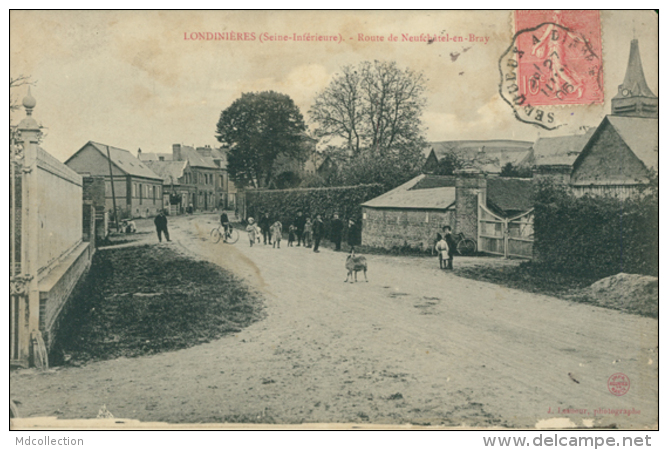 76 LONDINIERES /  Route De Neufchâtel En Braye / - Londinières