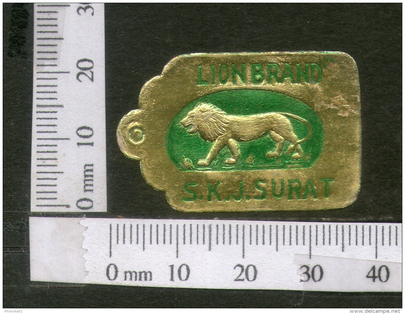 India Vintage Trade Label Lion Brand Essential Oil Label Animal Wildlife # 1126 - Etiquettes