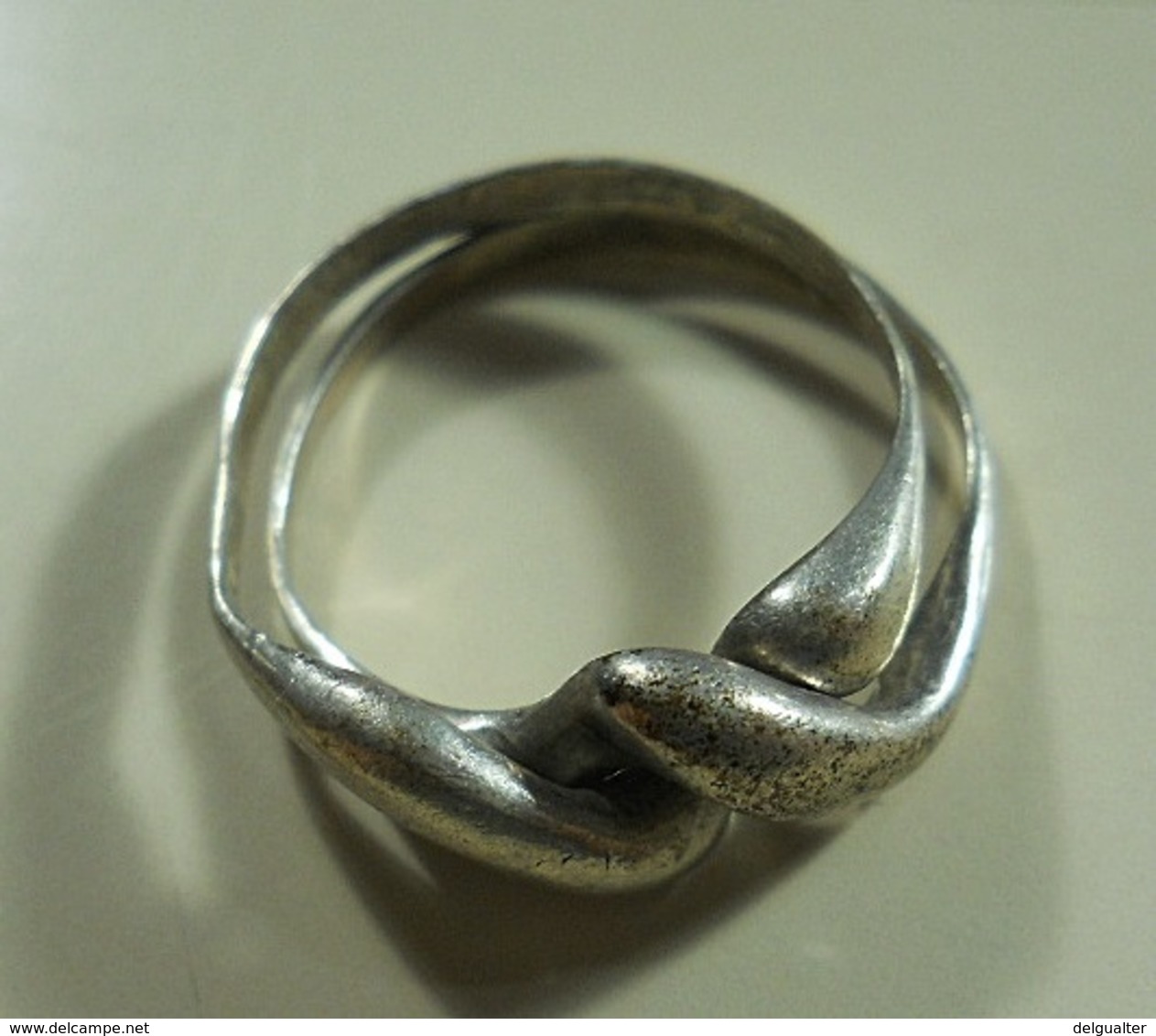 Silver Ring * Age To Identify - Bagues