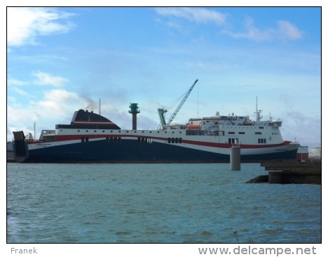BAT135ph - Car-Ferry "NORMAN VOYAGER" - LD LINES - Accosté Au Port Du Havre - Ferries