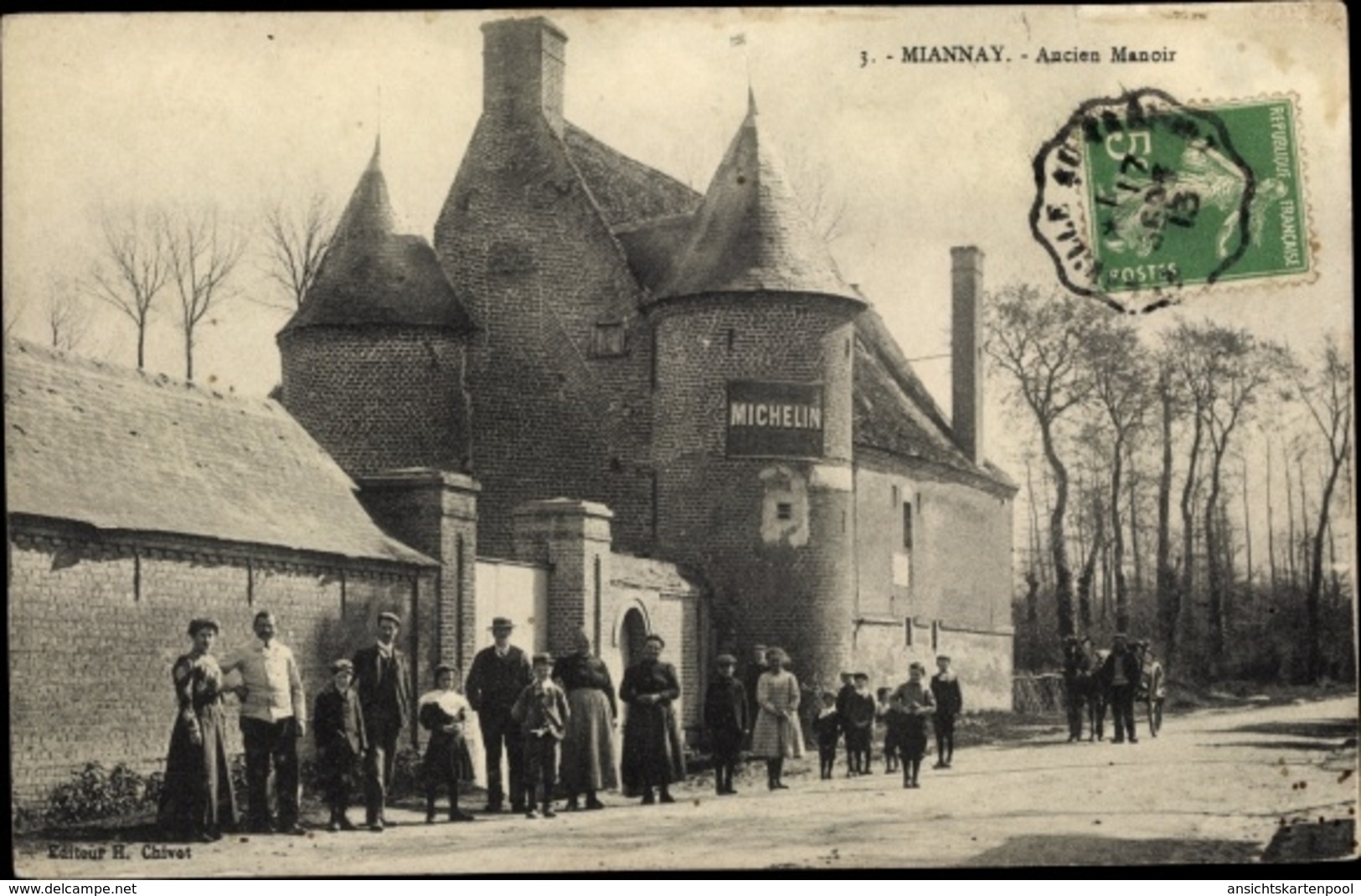 Cp Miannay Somme, Ancien Manoir, Straßenpartie Mit Blick Auf Eine Villa, Personen - Autres & Non Classés