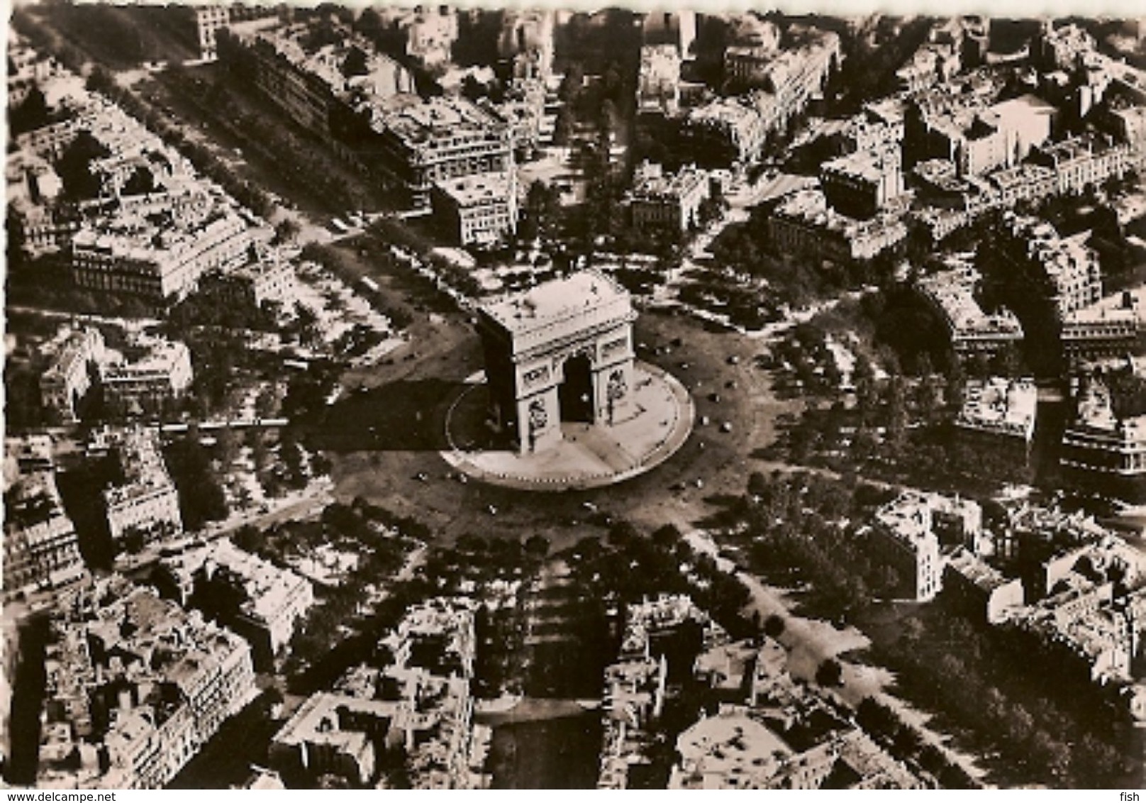 France & Paris, La Place Et Le Arc De Triomphe De L'étoile, Cinderela (117) - Monuments