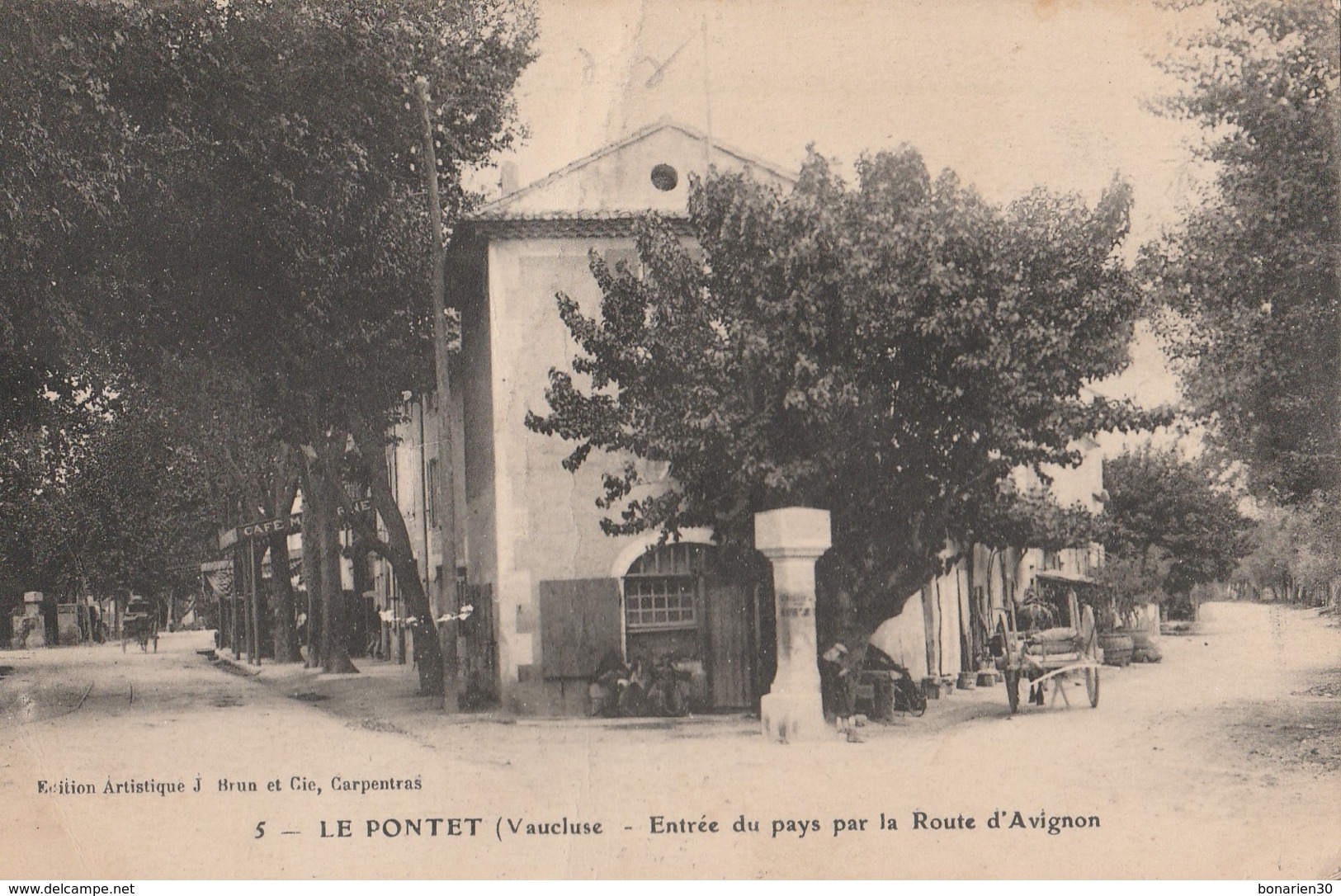 CPA 84 LE PONTET ENTREE DU PAYS PAR LA RTE AVIGNON - Le Pontet