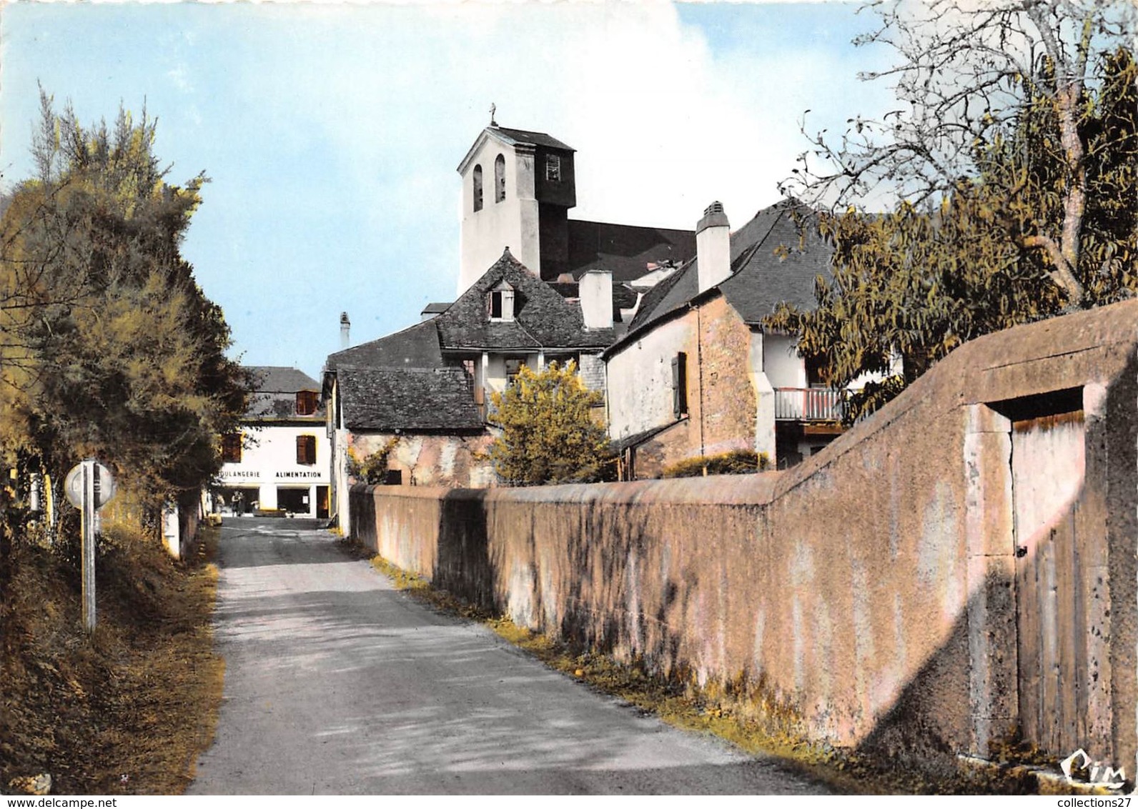 64-LASSEUBE- RUE DE LA BAISE - Lasseube