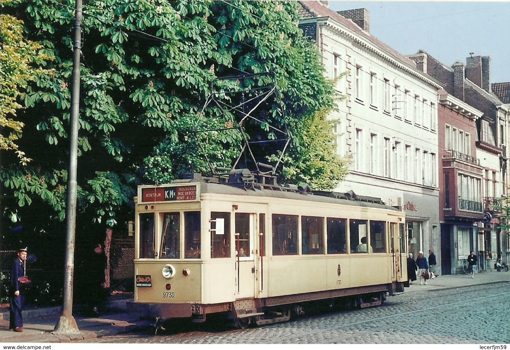 KORTRIJK PHOTOGRAHIE  DU TRAM N°9730 DE LA SNCV A L ARRET PRES DE LA GARE SUR LA LIGNE KORTRIJK-MOUSCRON  (REPRODUCTION) - Other & Unclassified