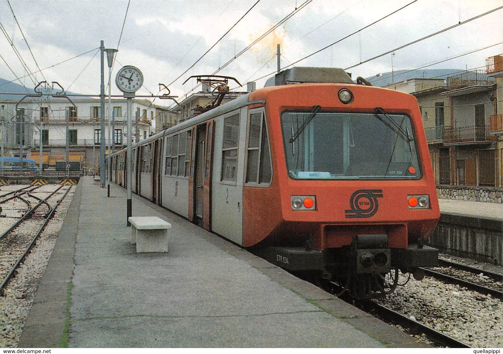 D7506 "FERROVIA CIRCUMVESUVIANA-LINEA NAPOLI-BAIANO - STAZIONE DI BAIANO - APRILE 1985"  CART NON SPED - Stazioni Con Treni