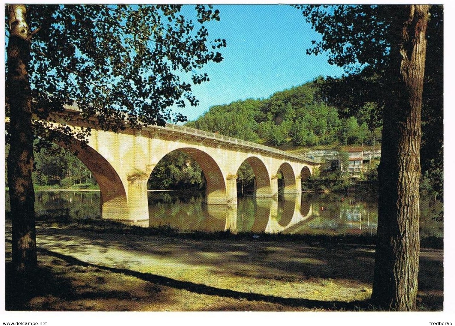 CPA 24 - Dordogne - Le Buisson , Le Pont De Vicq - Autres & Non Classés