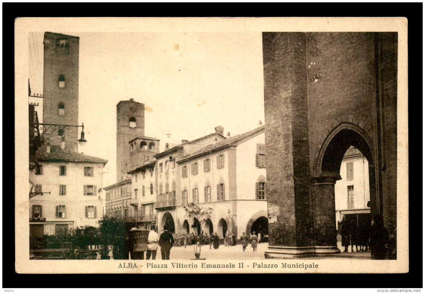 ITALIE - ALBA - PIAZZA VITTORIO EMANUELE II - PALAZZO MUNICIPALE - Autres & Non Classés