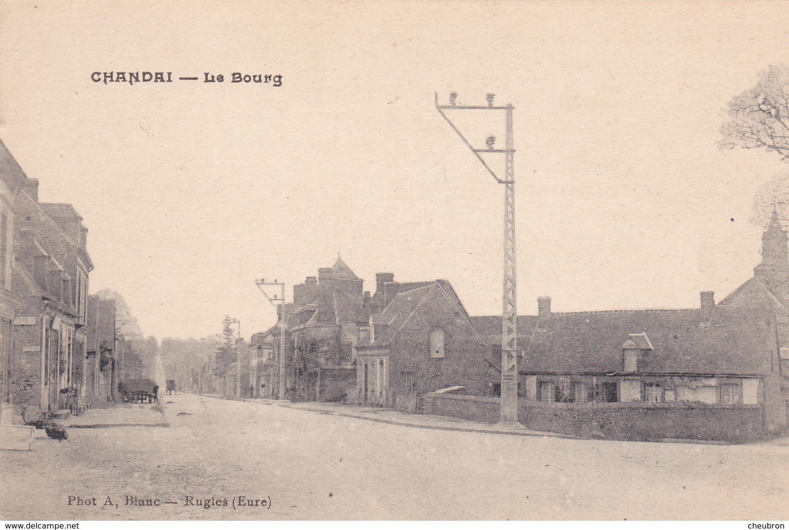 61. CHANDAI. CPA . LE BOURG VERSION PEU COURANTE. TEXTE ( Suite Carte L'eglise ) ANNEE 1926 - Andere & Zonder Classificatie