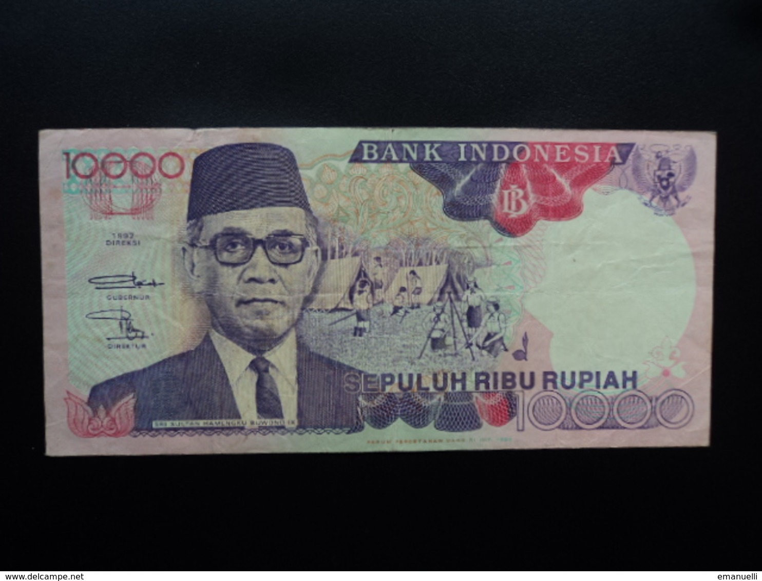 INDONÉSIE : 10 000 RUPIAH  1992 / 1992  P 131a    TTB - Indonésie