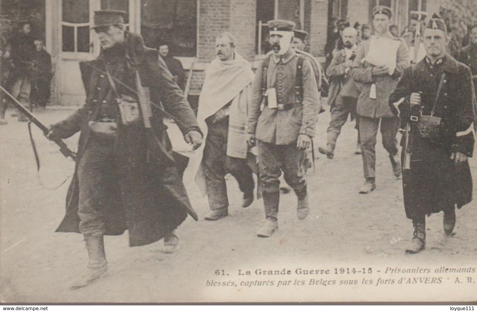 La Grande Guerre 1914-15. Prisonniers Allemands Blessés, Capturés Par Les Belges Sous Les Forts D'anvers - Guerre 1914-18