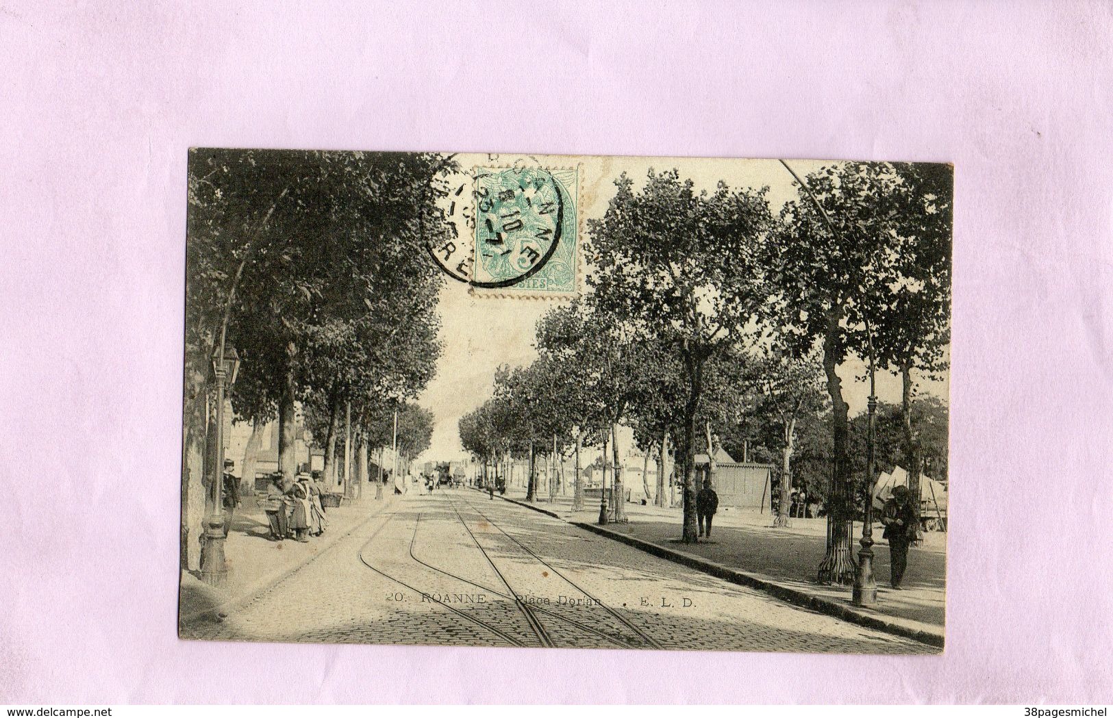 Carte Postale - ROANNE - D42 - Place Dorian - Roanne