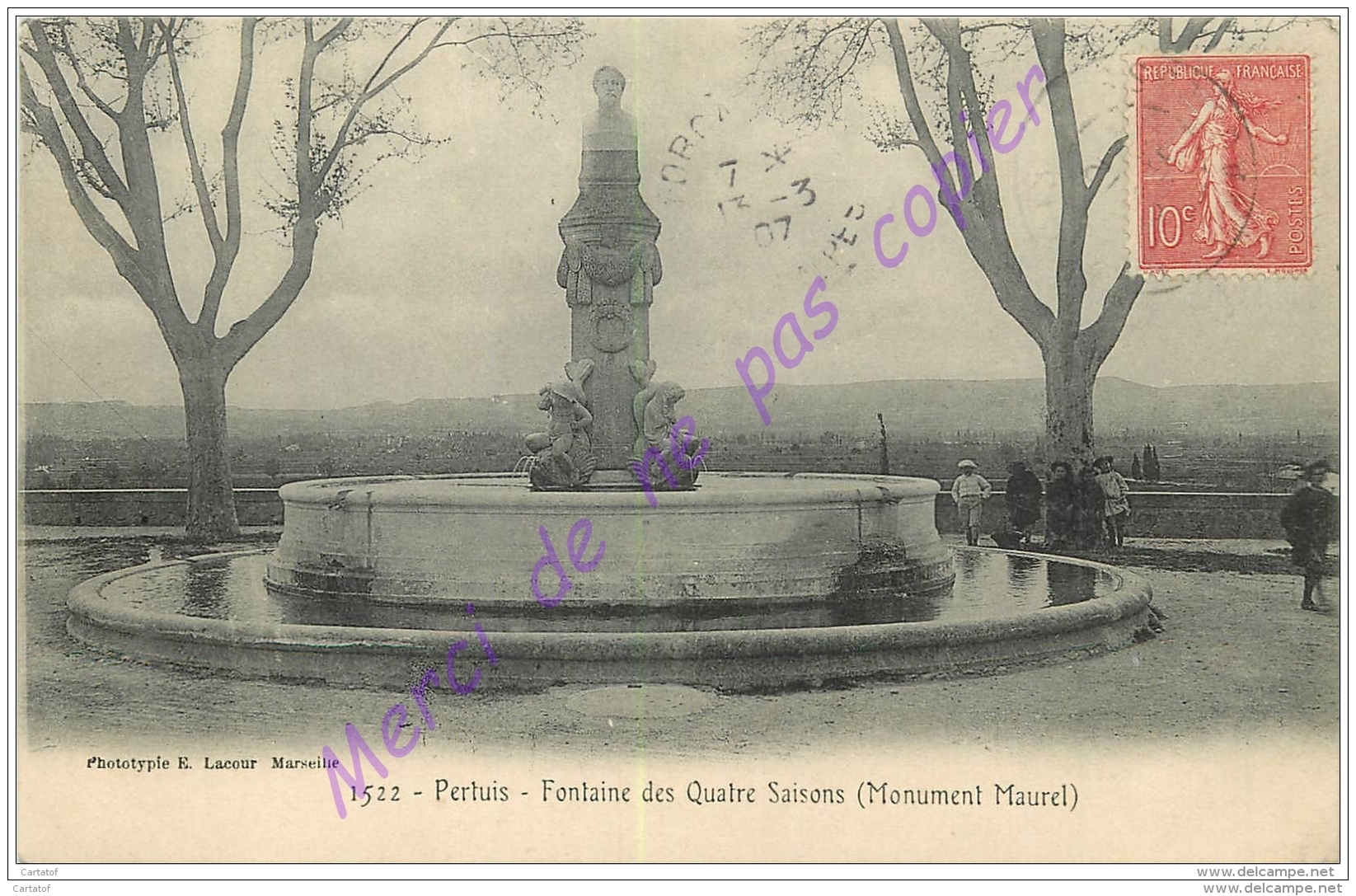 84. PERTUIS . Fontaine Des Quatre Saisons . Monument Muarel . - Pertuis