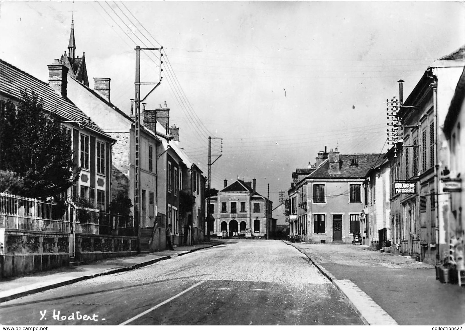 77-LE CHATELET-EN-BRIE- RUE DE L'HÔTEL DE VILLE - Le Chatelet En Brie