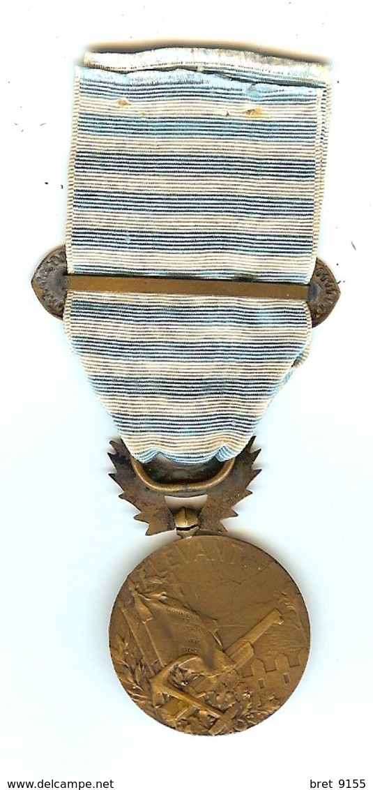 MEDAILLE LEVANT HONNEUR ET PATRIE SYRIE ET CILICIE - France