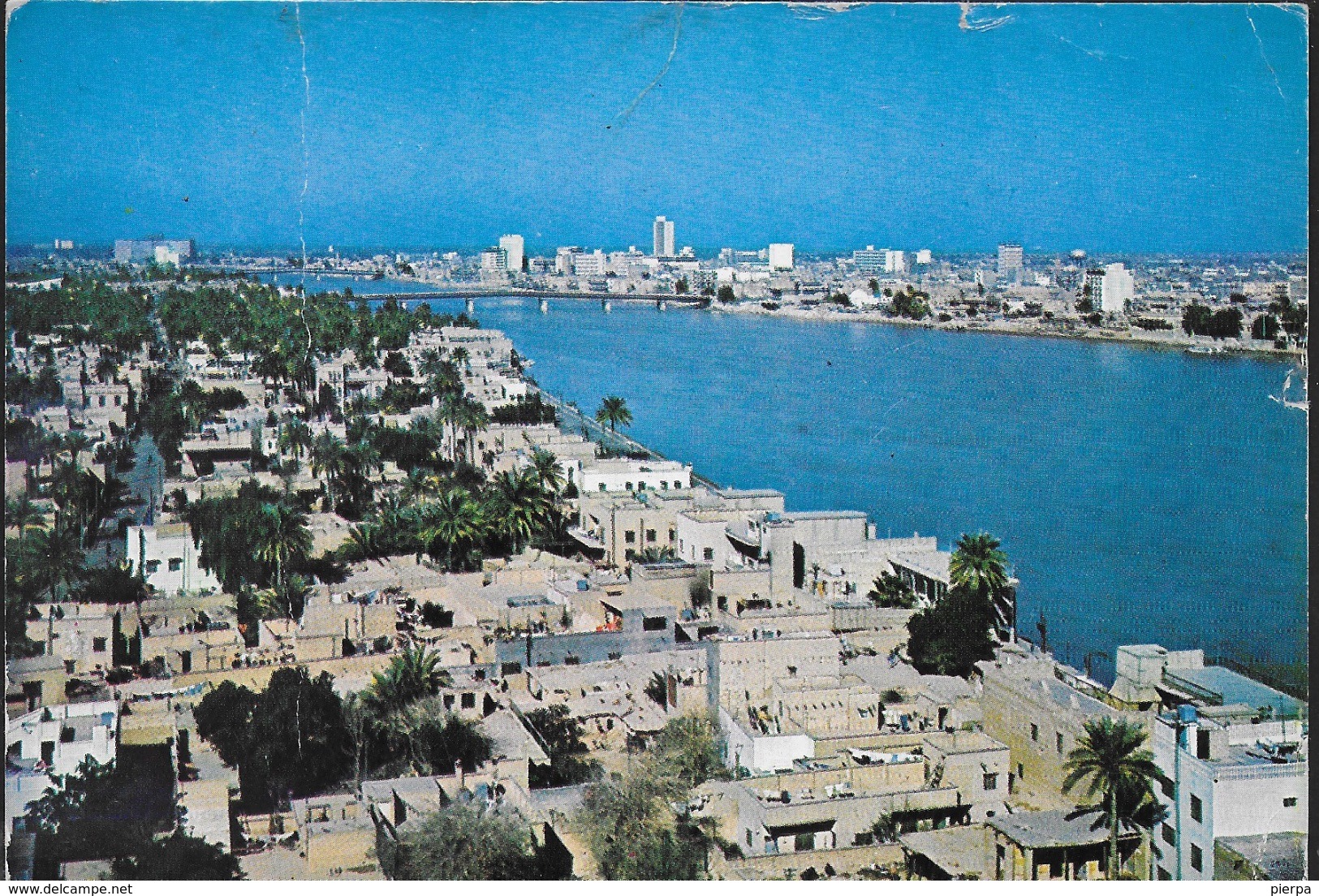 IRAQ - BAGHDAD - VEDUTA AEREA -VIAGGIATA 1974 FRANCOBOLLO ASPORTATO - Iraq
