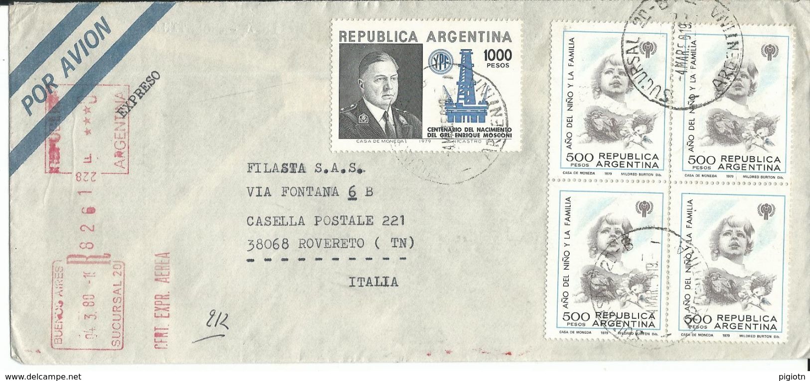 ARG008 - ARGENTINA -LETTERA AEREA ESPRESSO DA BUENOS AIRES A ROVERETO 1979 - N. 1207+4x1211+4x1209 CAT. YVERT - Storia Postale