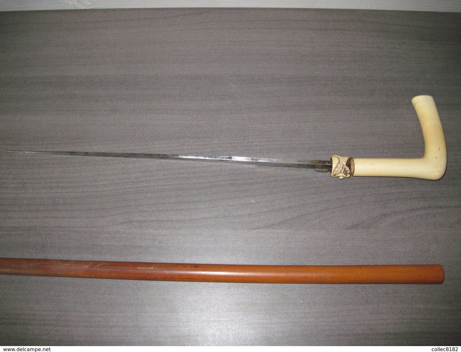 TOLEDO Canne épée Fin Du XIXe  Pommeau En Os Ou Ivoire A Restaurer - Knives/Swords