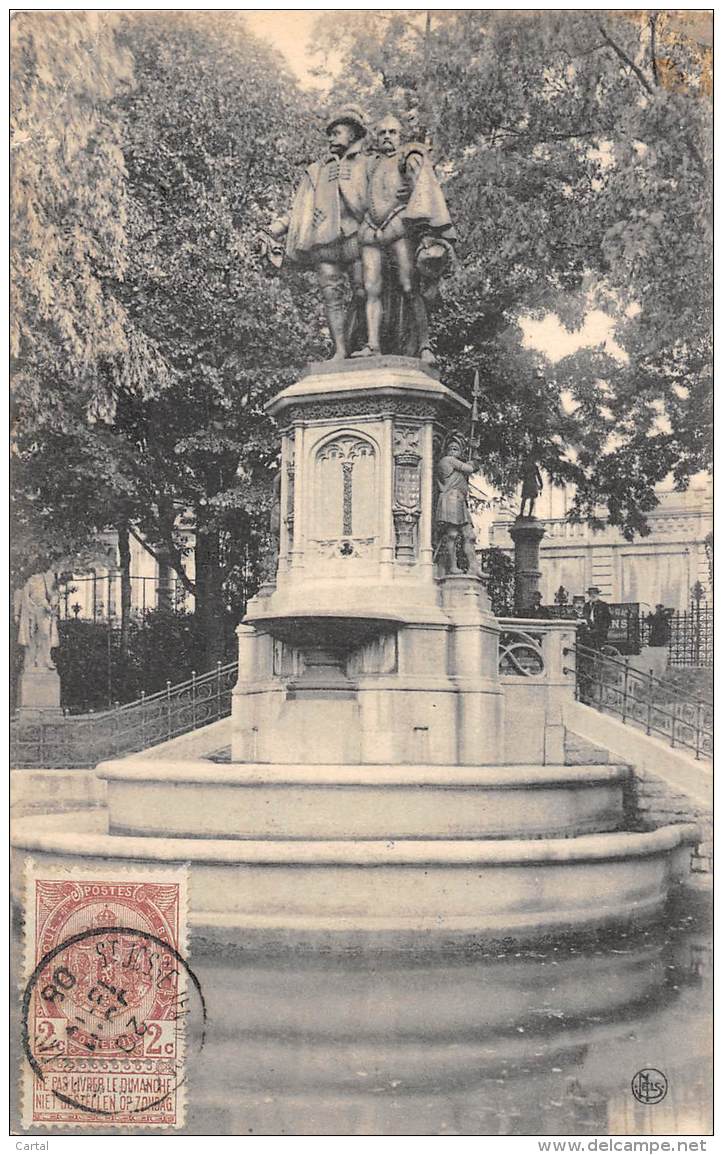 BRUXELLES - Monument Des Comtes D'Egmont Et De Horne - Monumenten, Gebouwen