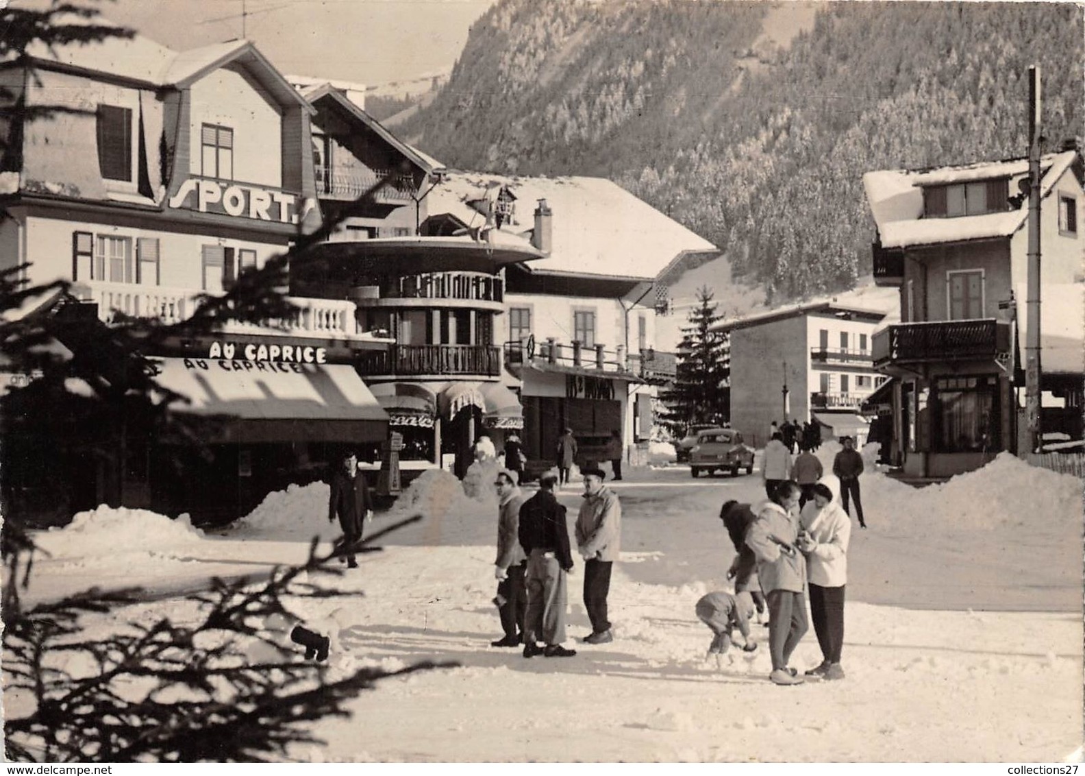 74-MORZINE- PLACE DE LA CRUSE - Morzine