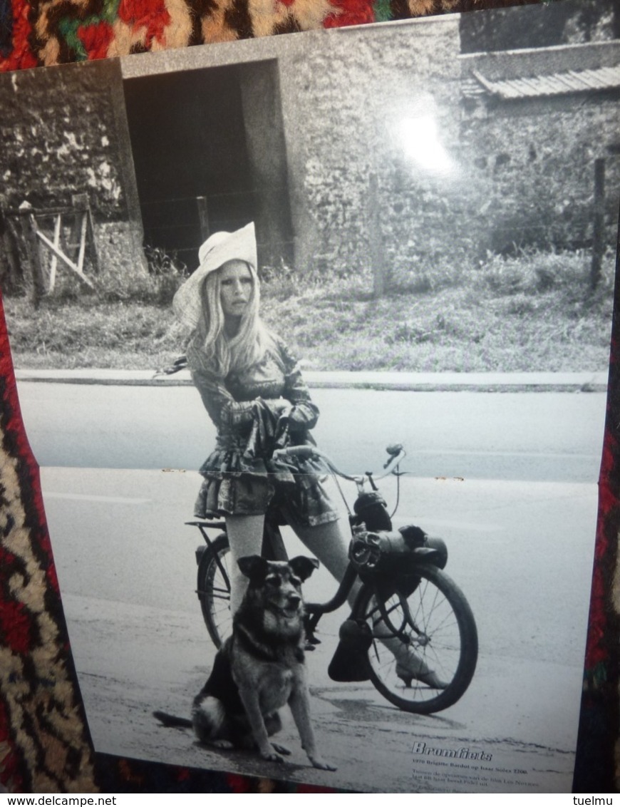 Brigitte Bardot SOLEX VELOSOLEX Poster Signé Signed Dedicace BROMFIETS 60 JAAr Revue Photo - Autres & Non Classés