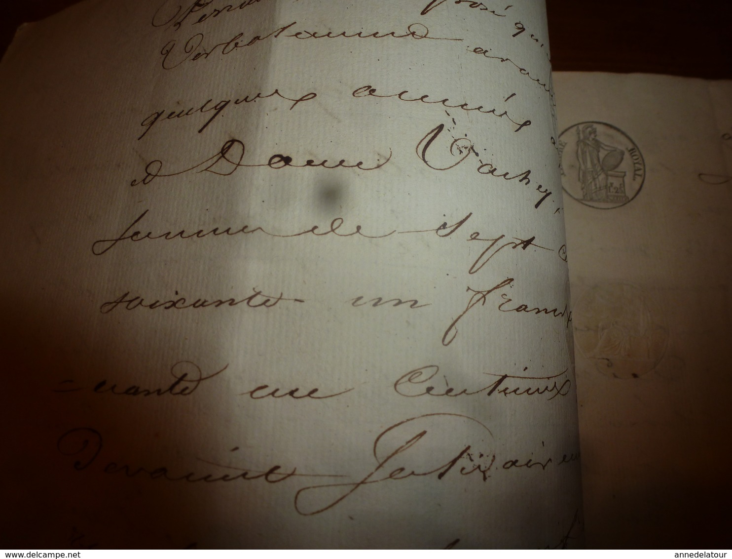 1839 Important manuscrit avec cachets sur jugement entre Marie-Anne Barbier et Sieur Perraud (Chatillon-sur-Seine)