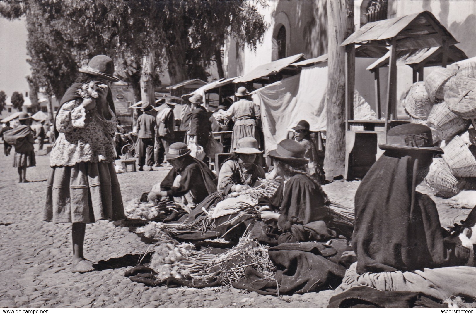 PERU.PUNO. INDIAS EN EL MERCADO. SWISS FOTO. FOLK FOLKLORE.-TBE-BLEUP - Peru