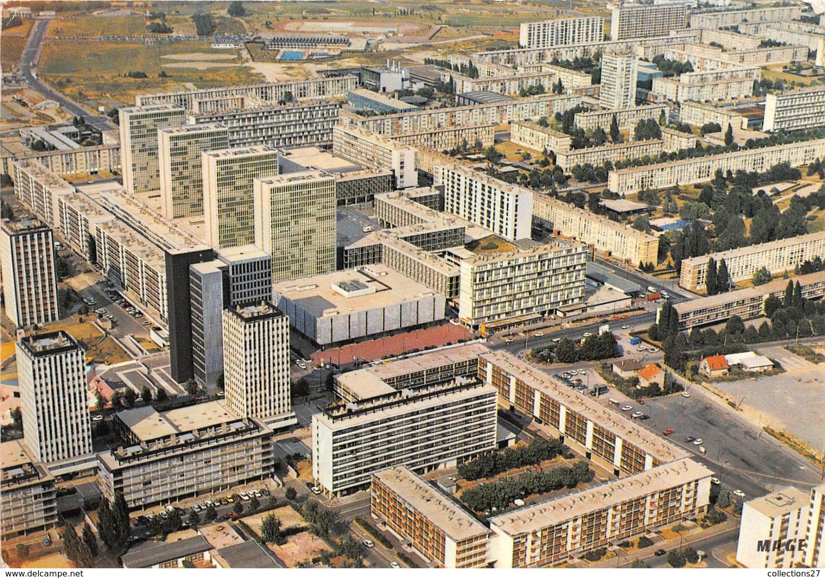 95-SARCELLES- VUE AERIENNE LES FLANADES - Sarcelles