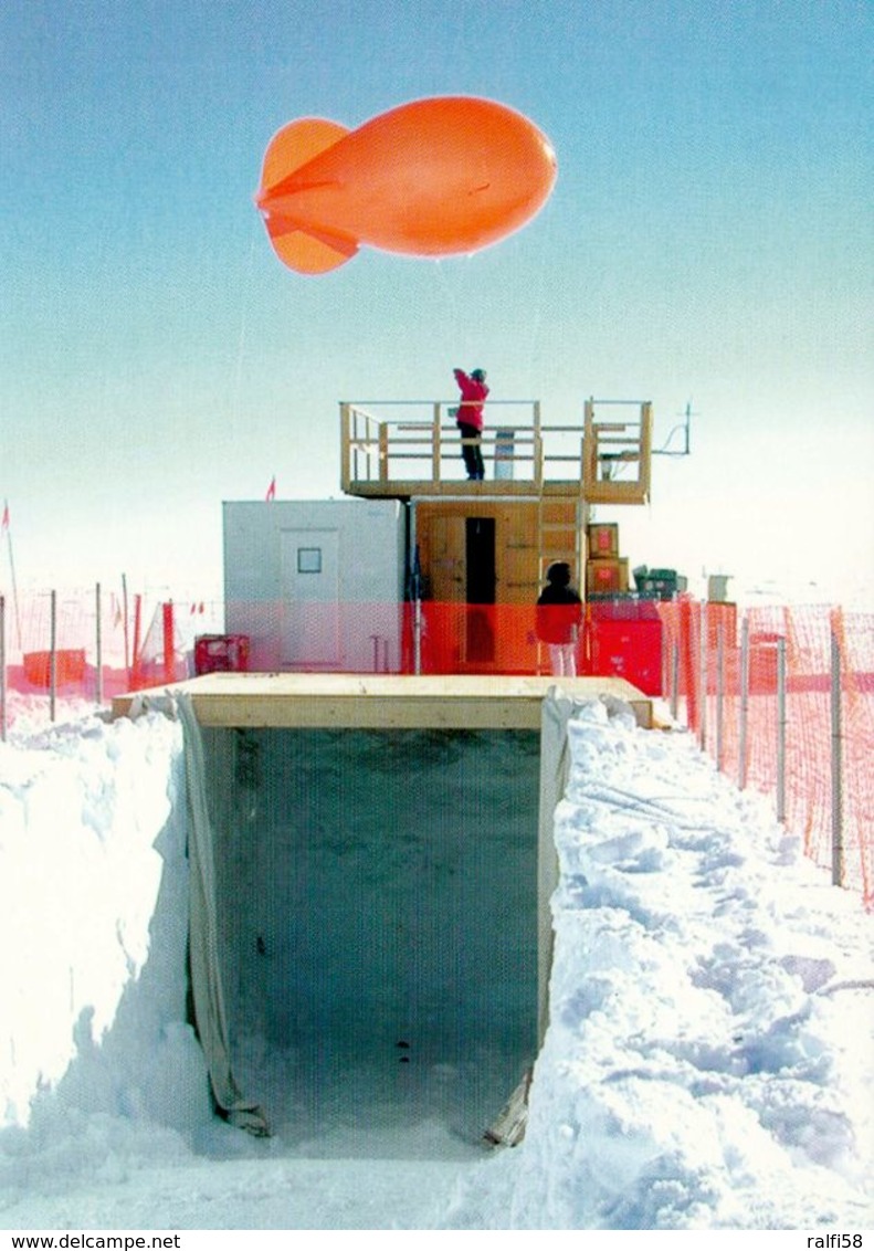 1 AK Antarktis * Die Amundsen-Scott-Südpolstation Der USA - Forschungsstation Von 1975 Bis 2009  Forscher Bei Der Arbeit - Sonstige & Ohne Zuordnung