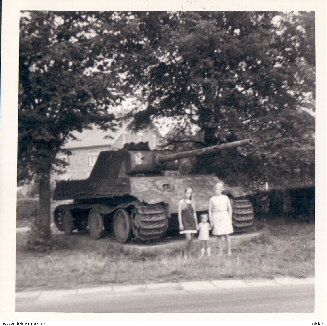 Foto Photo (9 X 9 Cm) Manhay Grandmenil German Mark V Pnther Tank - Manhay