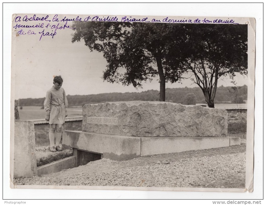 Tombeau D'Aristide Briand Cimetière De Cocherel Ancienne Photo Meurisse 1932 - Places