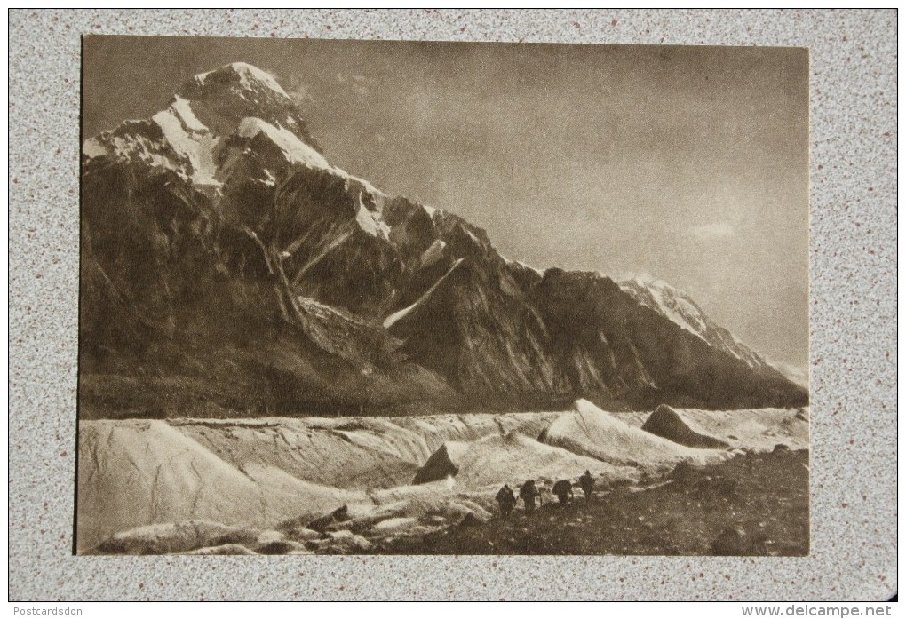 Kyrgyzstan. Tian Shan Mountains. Petrovskij Pik And Inylchek Glacier - Old USSR Postcard 1956 - Mountaineering - Kirgizië