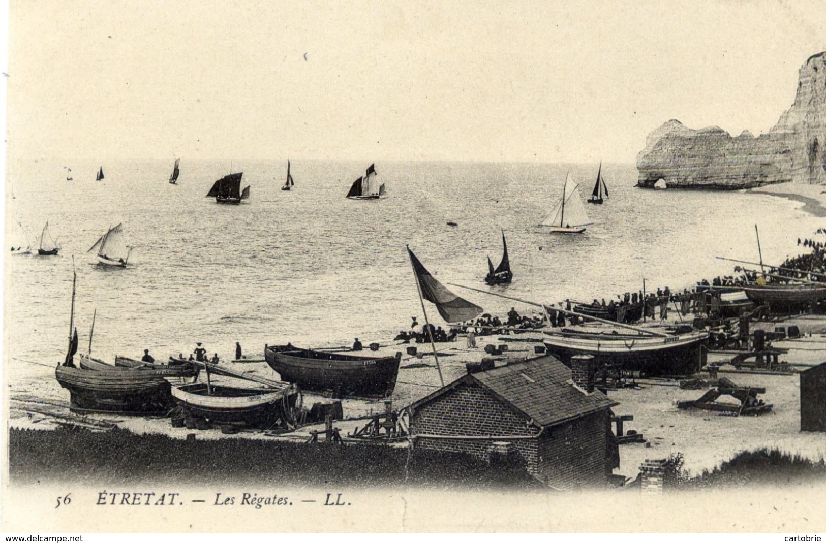 76 ETRETAT - Les Régates - LL N° 56 - Etretat