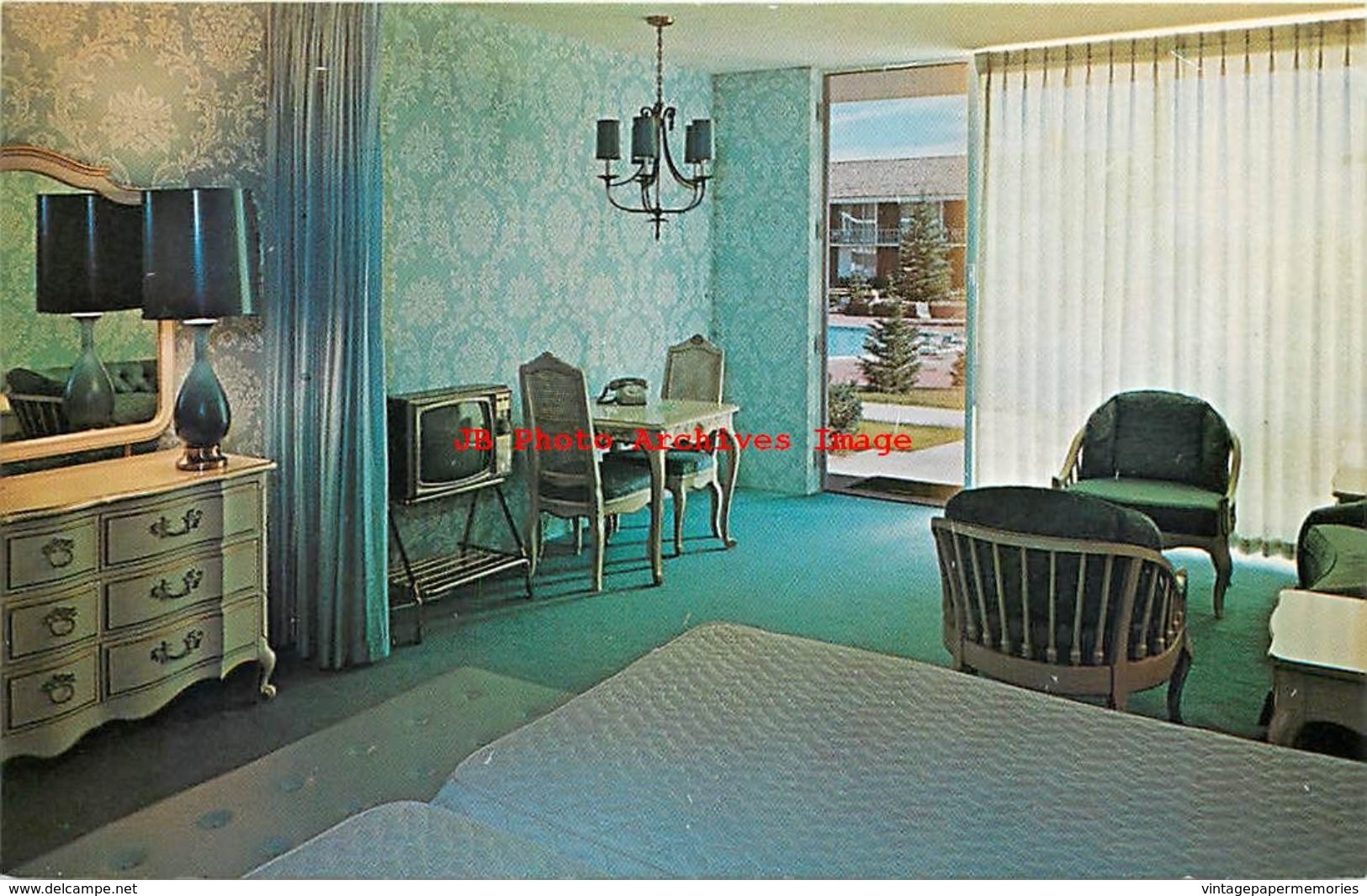 278937-Wyoming, Cheyenne, Holding's Little America, Motel Room Interior Scene, Bill Nation By Dexter Press No 16898-C - Cheyenne