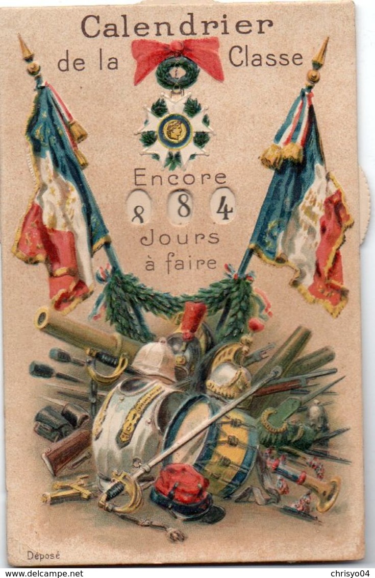 83Ve  Calendrier De La Classe Gaufré Médaille Drapeaux Armure Armes Tambour épée Roulettes 999 Jours - War 1914-18